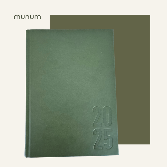 munum dagbók Innbundin 2025 -10 ára afmælisútgáfa